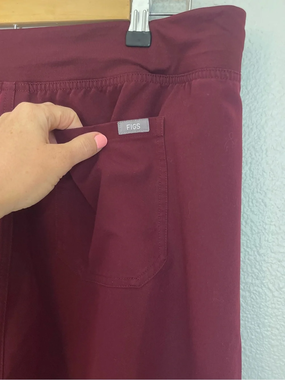 Figs Burgundy Pisco Basic Scrub Pants Size L 066